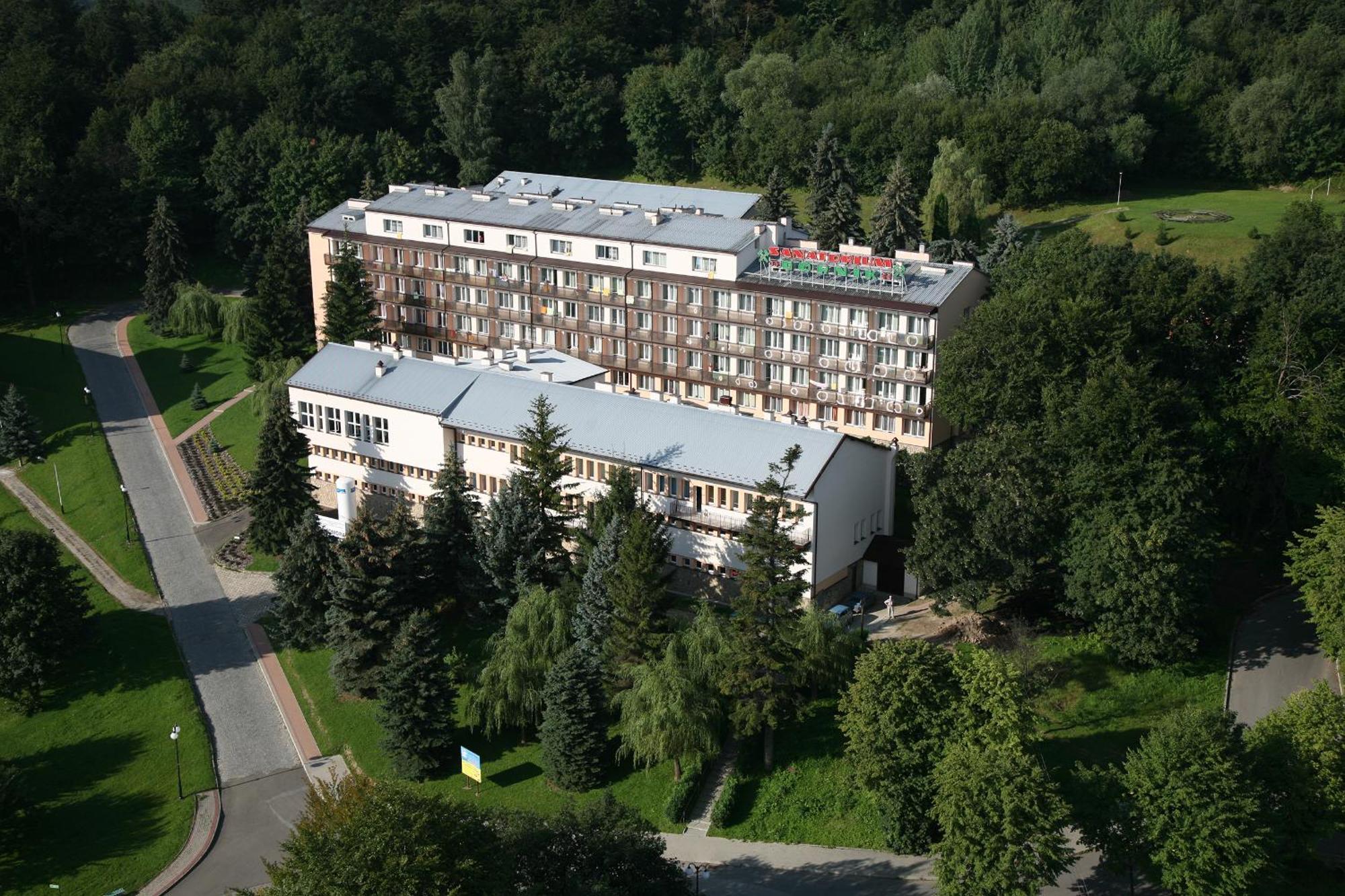 Kzzg W Polsce, Gornicze Sanatorium Zwiazkowe "Gornik" 호텔 Iwonicz-Zdrój 외부 사진